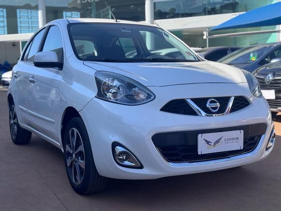 NISSAN MARCH 1.6 SL 16V FLEX 4P MANUAL